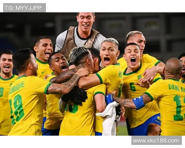 智利与巴拉圭世预赛激战在即谁将赢得关键三分 智利与巴拉圭世预赛激战在即谁将赢得关键三分