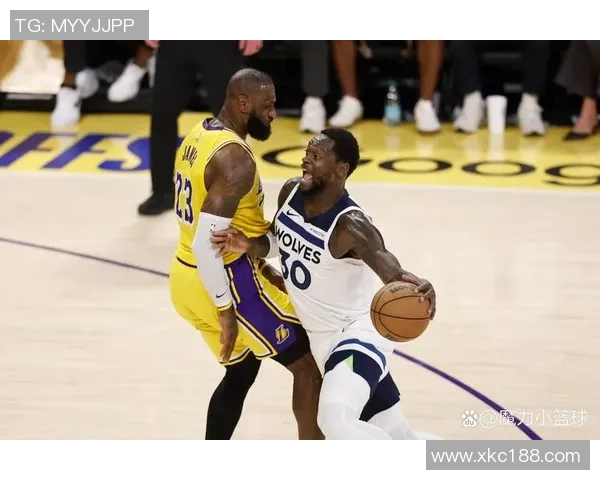 詹姆斯闪耀全场贡献40分10篮板7助攻湖人加时逆转勇士成功晋级季后赛 詹姆斯闪耀全场贡献40分10篮板7助攻湖人加时逆转勇士成功晋级季后赛