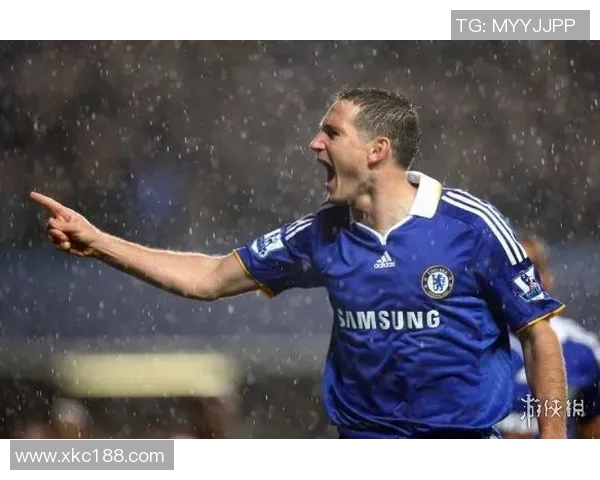 孙兴O的传奇之路：从青涩少年到世界足球巨星的成长故事