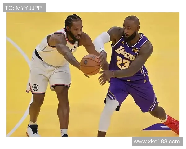詹姆斯领衔湖人大胜掘金，豪取七连胜