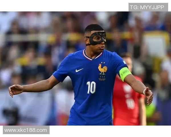 皇马与巴塞经典对决重播回顾精彩瞬间与战术分析