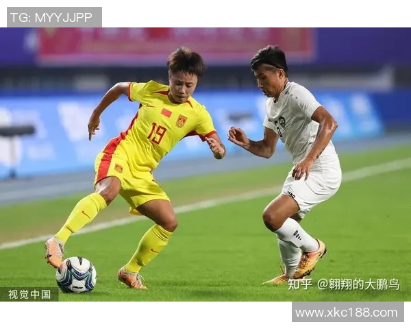 亚青赛精彩对决中国队迎战乌兹别克斯坦队全力争胜