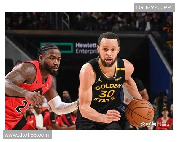 勇士与掘金精彩对决回顾NBA赛季4月3日的激烈战况分析